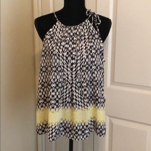 New York and Co Front High Neck Sleeveless Top